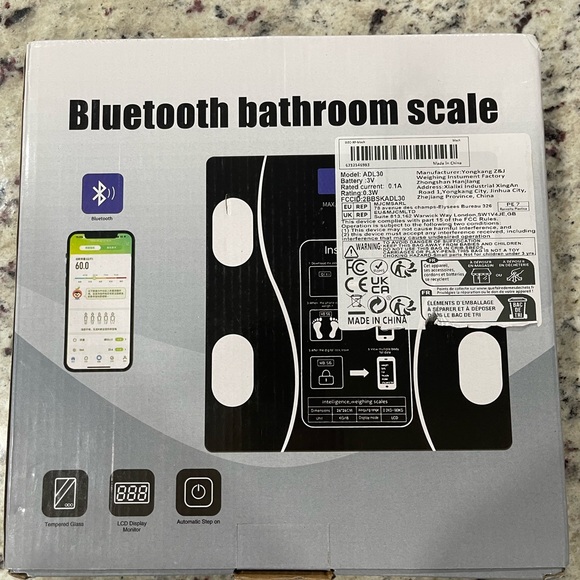 Bluetooth Black Bathroom Scale Brand New - Picture 2 of 6
